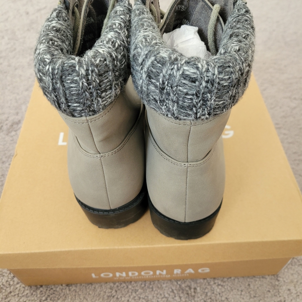 Boots - Picture 3 of 10